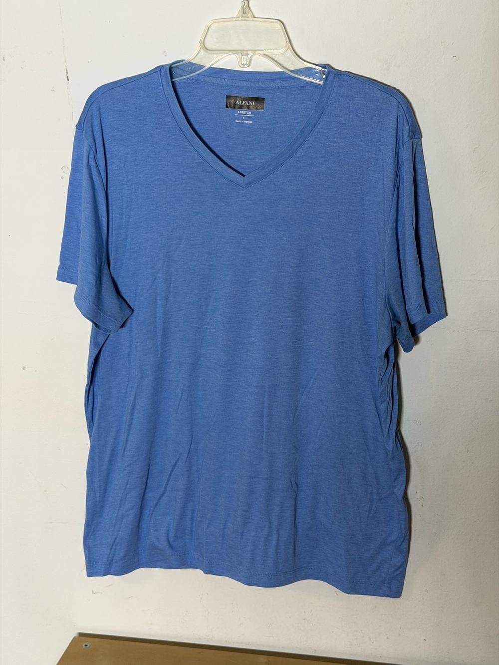 Alfani Stretch V-Neck T-Shirt Men’s Large Blue Soft Rayon Blend 24x28